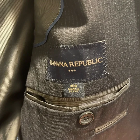 Banana Republic - Men’s Suit - NAVY Color Pin - 46R Jacket - 35/32 Pants - Picture 2 of 7